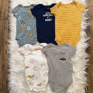Lot of 5 Carter’s Sports Vehicles Game Day Striped Bodysuits Baby Boy Size 6M